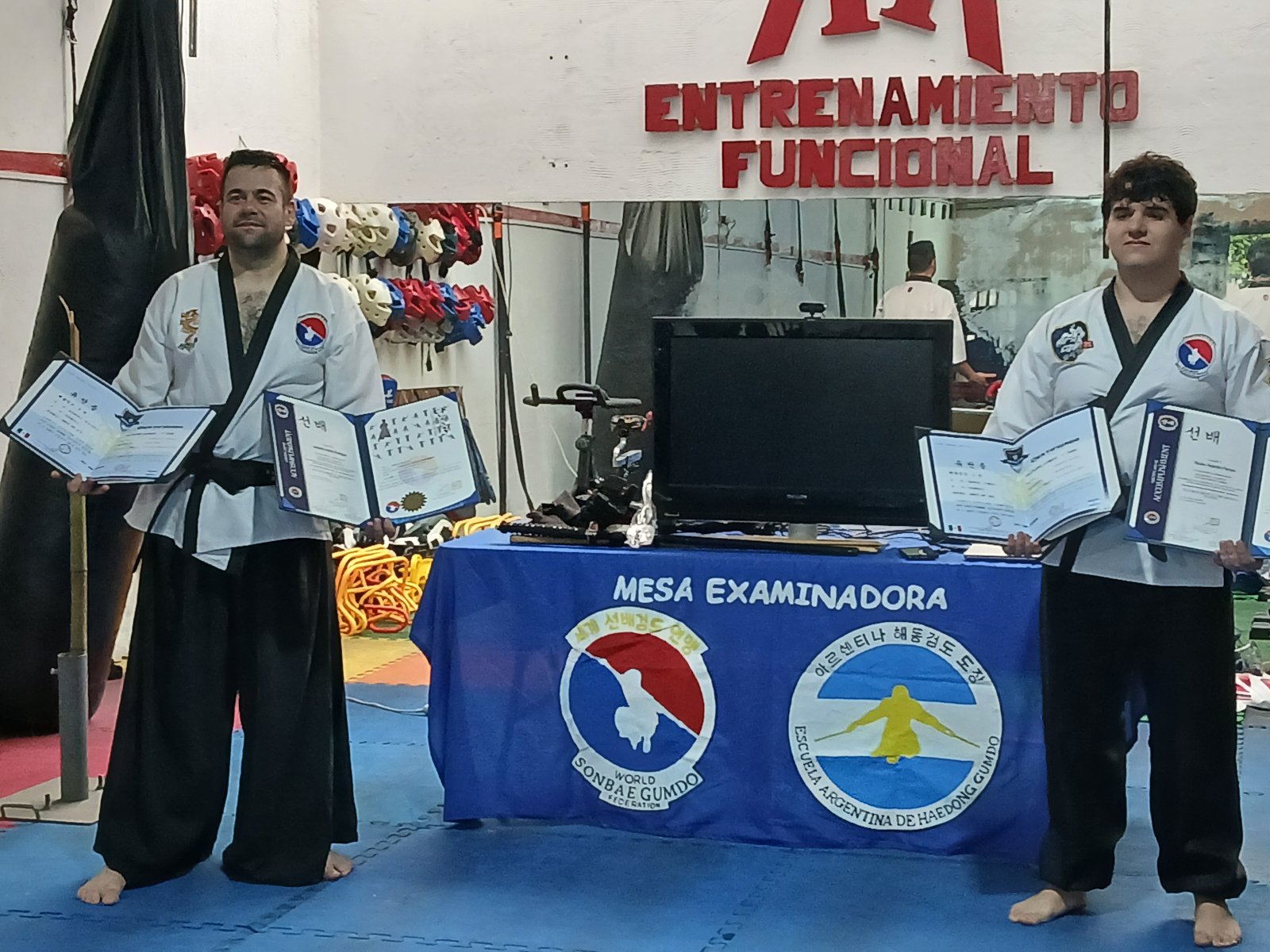 Nicolas Parcero y Leonardo Rodriguez fin del examen